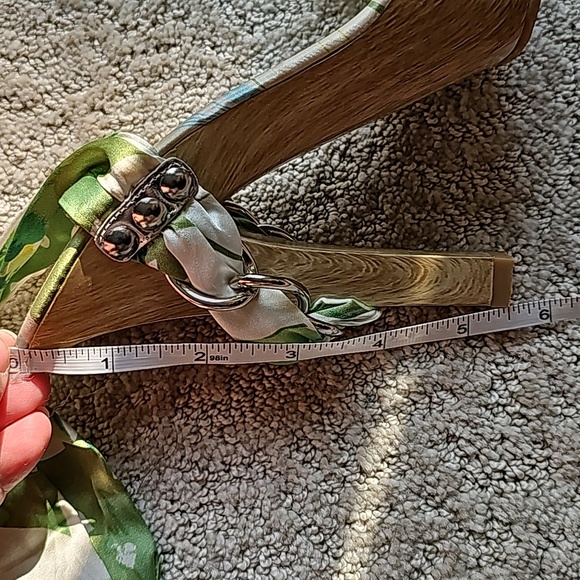 Marciano Wooden Tropical Sandal Heels - Picture 6 of 8